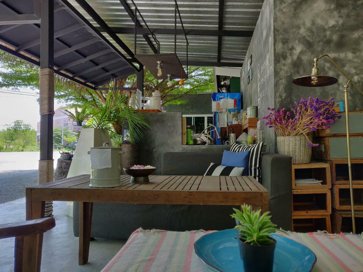 Coco Coozy Apartment Kanchanaburi Luaran gambar